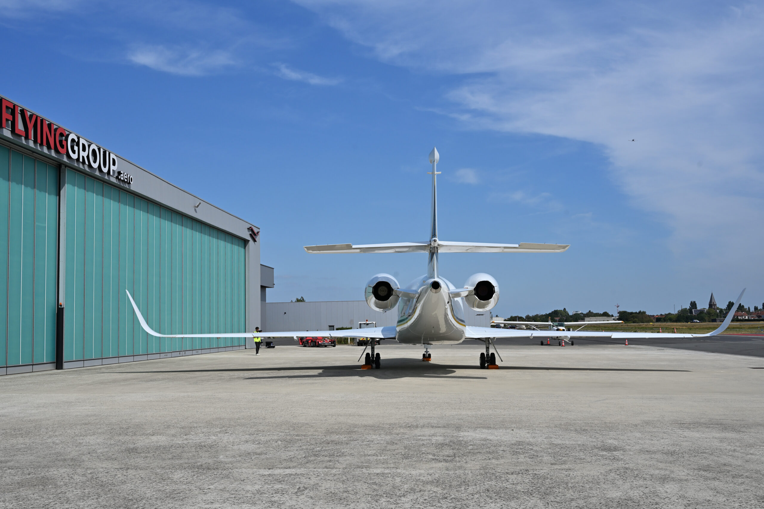 FLYINGGROUP Falcon 2000S
